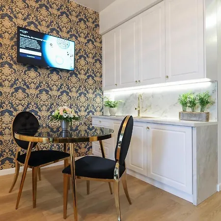 Hanza Tower Diamond Class 슈체친