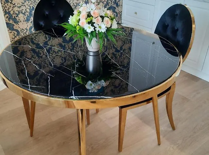 Hanza Tower Diamond Class Apartment *